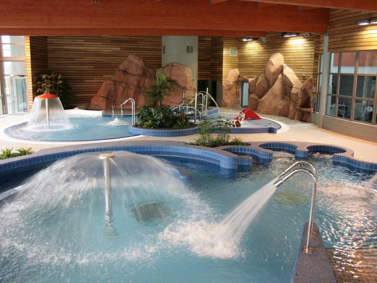 Апартаменты L'Ekrin Des Bains Ла-Бурбуль Экстерьер фото